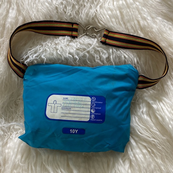 K-Way packable rain jacket - Picture 6 of 6